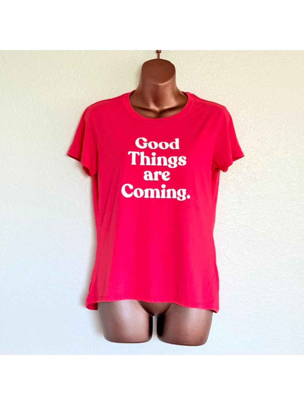 Sub_Urban Riot Red Good Things Are Coming Retro Graphic Tee Babysitters Club S